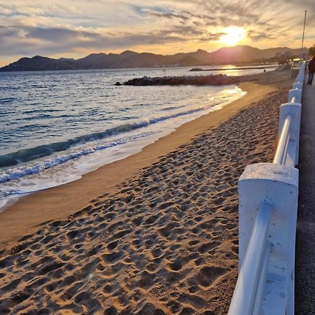 Villa Maupassant Bord De Mer Cannes Bagian luar foto